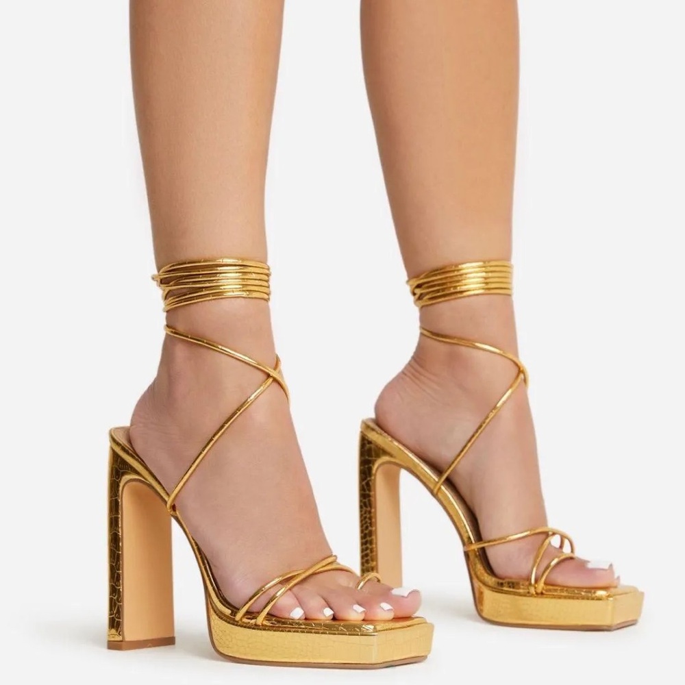 NWT GOLD PLATFORM HEELS